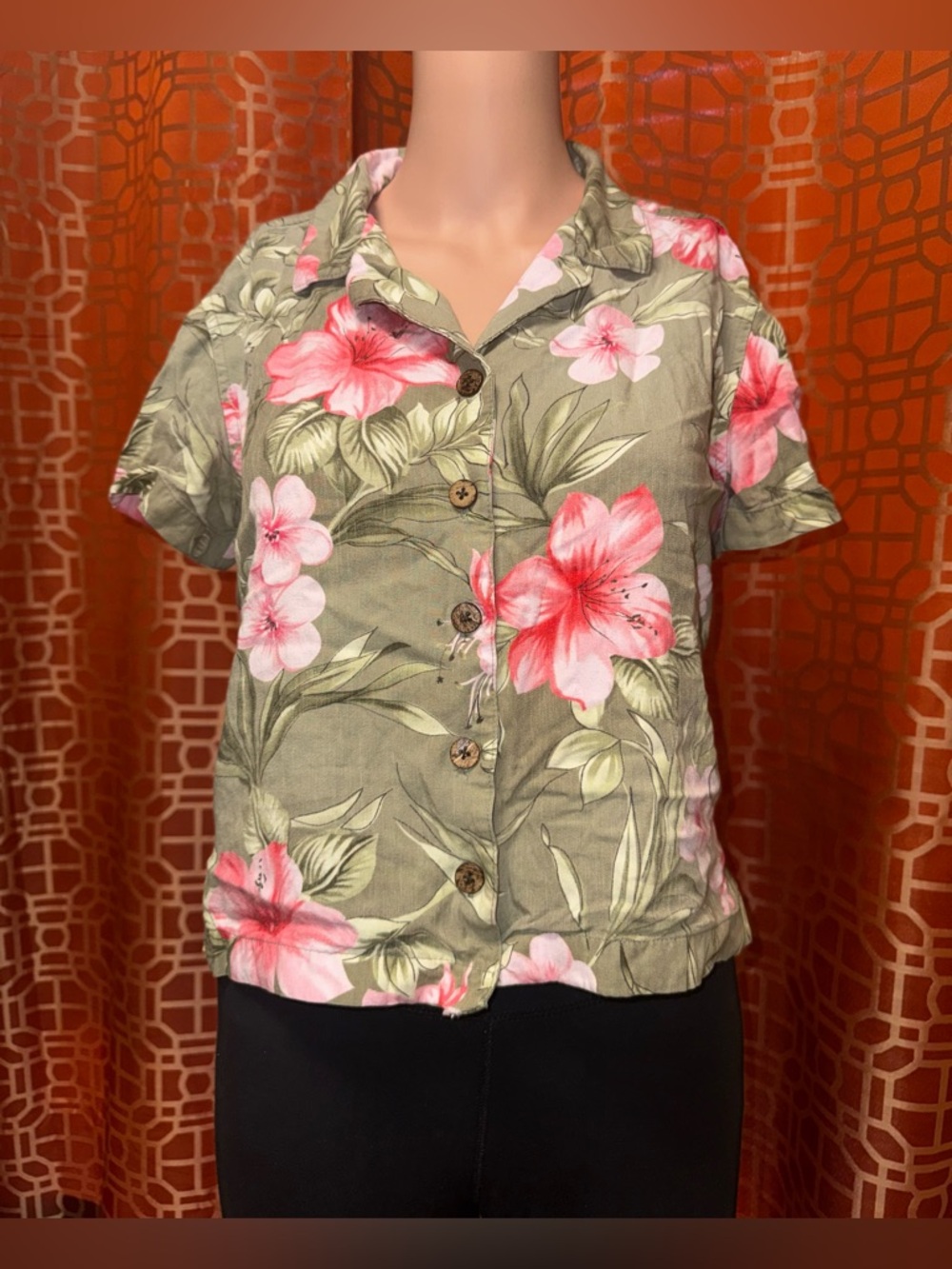 Classic Elements Printed Button Up Top Womens Small